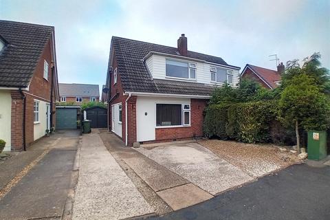 3 bedroom semi-detached house for sale, Severn Road, Bulkington, Bedworth