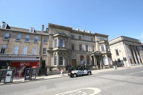 4 bedroom flat to rent, Hanover Street, Edinburgh
