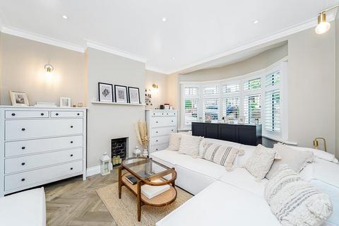 4 bedroom semi-detached house for sale, Brindwood Road, London E4