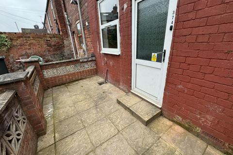 2 bedroom terraced house to rent, Sheffield Road, Chesterfield