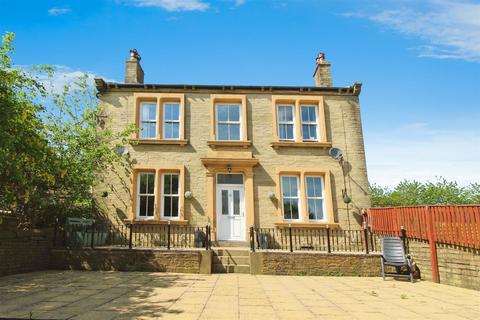 4 bedroom detached house for sale, Brearcliffe Street, Bradford BD6