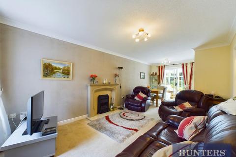 3 bedroom detached house for sale, Badminton Close, Bridlington