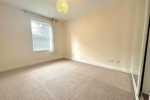 2 bedroom apartment for sale, Scholars Court, Northampton NN1