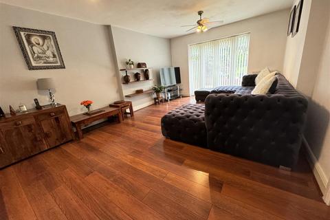 4 bedroom semi-detached house for sale, Warren Hill Road, Great Barr, Birmingham