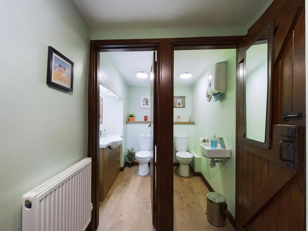 Customer toilets.jpg