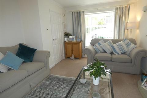 17 Blakemore Drive, Sutton Coldfield, B75 7RN
