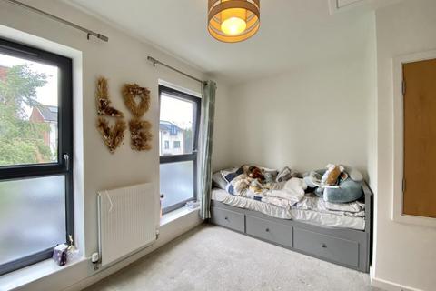 27 Potters Road, Southall, UB2 4AS