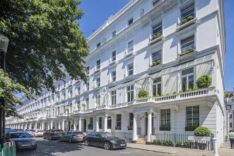 3 bedroom penthouse for sale, Cadogan Place, Belgravia, SW1X