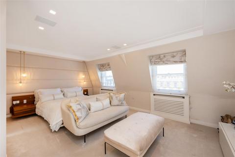 3 bedroom penthouse for sale, Cadogan Place, Belgravia, SW1X