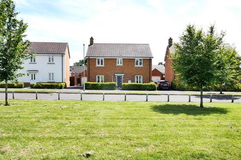 4 bedroom detached house for sale, Anson Avenue, Calne