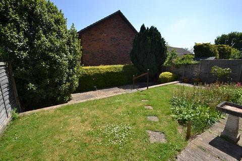 4 bedroom detached house to rent, Meadow View, Buntingford