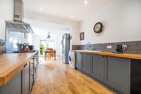 12 Park Place, Wadebridge, PL27 7EA