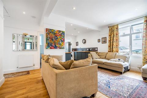 12 Park Place, Wadebridge, PL27 7EA