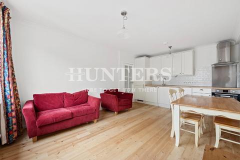 2 bedroom flat to rent, Fairfax Road, London, NW6