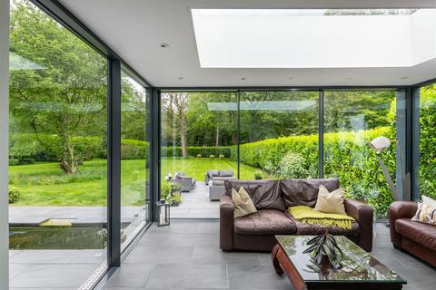 undefined, Mogador, Surrey