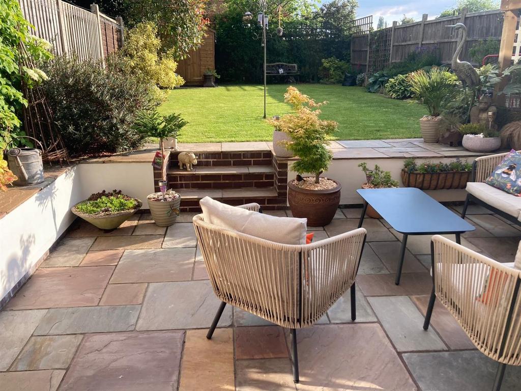 Pleasant Rear Garden