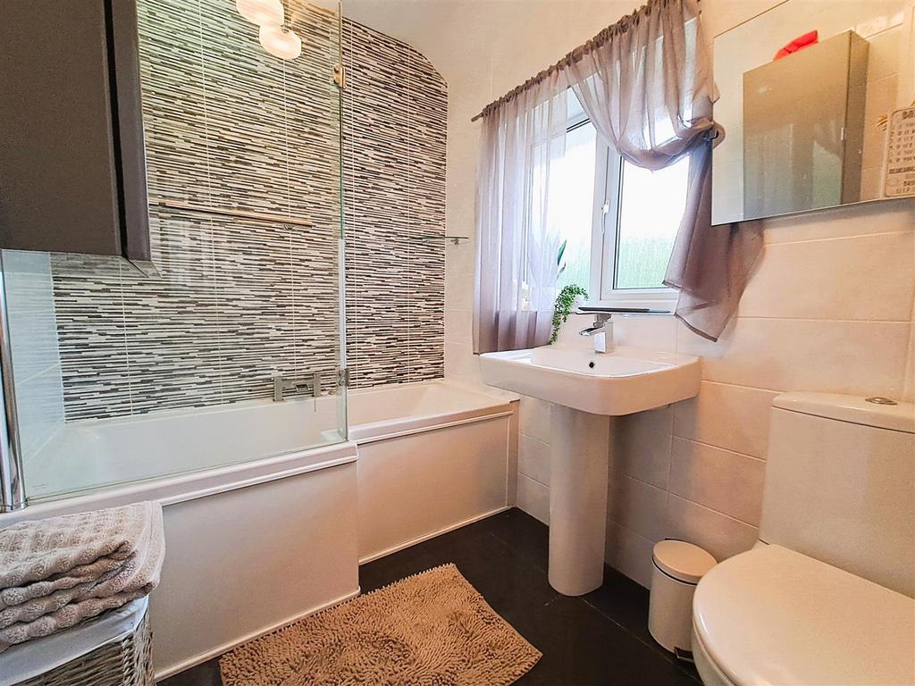 Re Fitted Bathroom