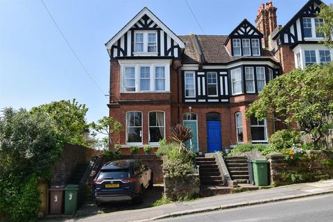 4 bedroom end of terrace house for sale, Priory Avenue, Hastings