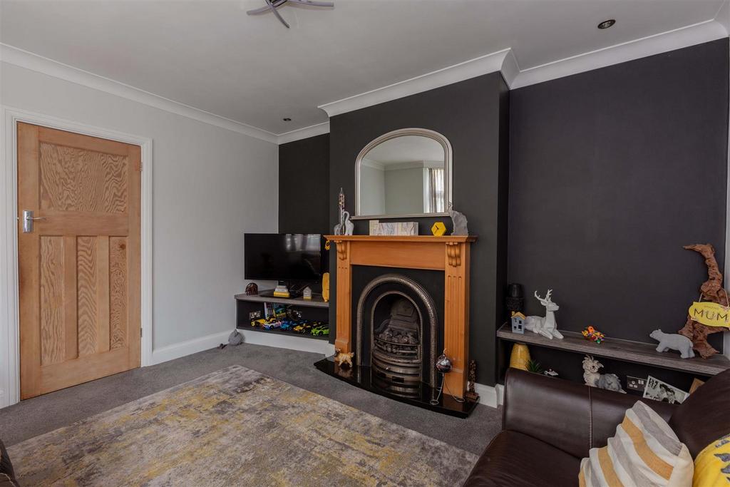 7 Spring lane-2.jpg