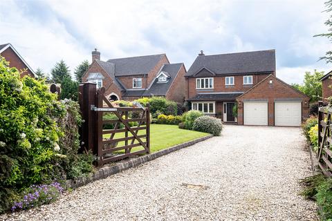 4 bedroom detached house for sale, Sutton Road, Mile Oak, Tamworth