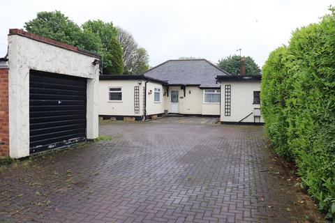 4 bedroom detached bungalow for sale, Lichfield Road, Walsall Wood