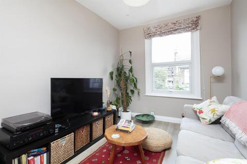 2 bedroom flat for sale, Flaxman Road, Camberwell, SE5