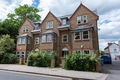 2 bedroom house for sale, St. Leonards Road, Windsor