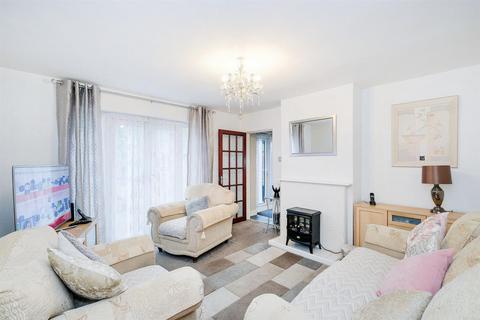 23 Valley Side, London, E4 7SR