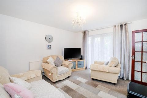 23 Valley Side, London, E4 7SR