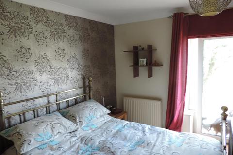 2 bedroom apartment to rent, North Road, Bath