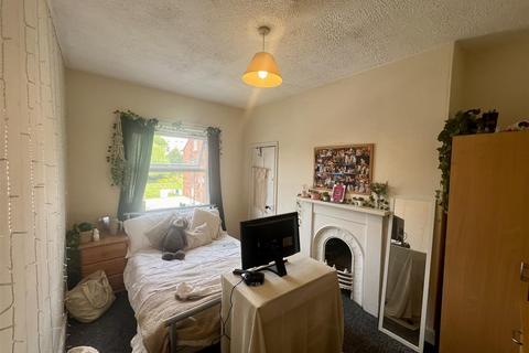 5 bedroom terraced house to rent, Portland Road, Nottingham