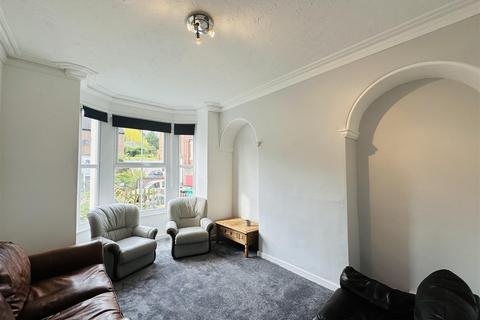 5 bedroom terraced house to rent, Portland Road, Nottingham