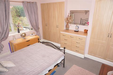 100 Cumberland Road, Bromley, BR2 0PW