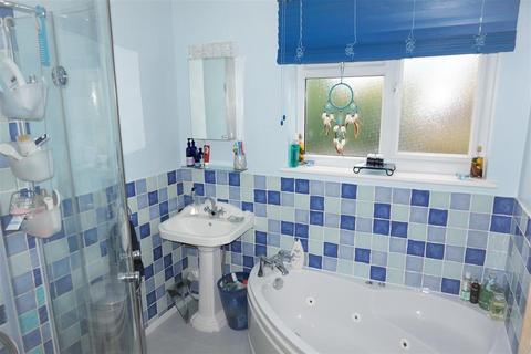 100 Cumberland Road, Bromley, BR2 0PW