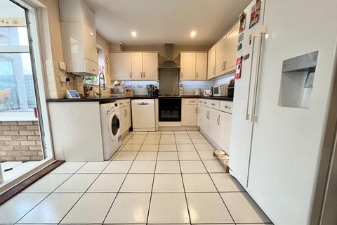 20 Kentstone Close, Northampton, NN2 8QW