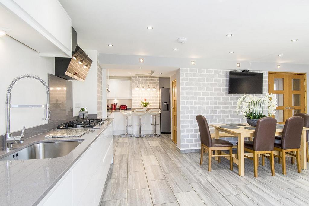 Family Kitchen Dining