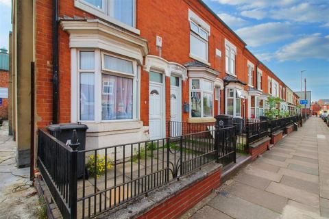 2 bedroom end of terrace house for sale, Leicester Street, Leicester