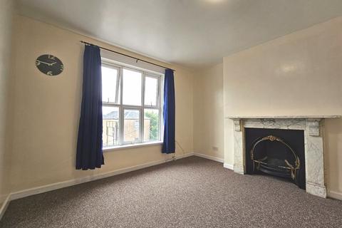 1 bedroom apartment to rent, Kingsholm Road, Gloucester