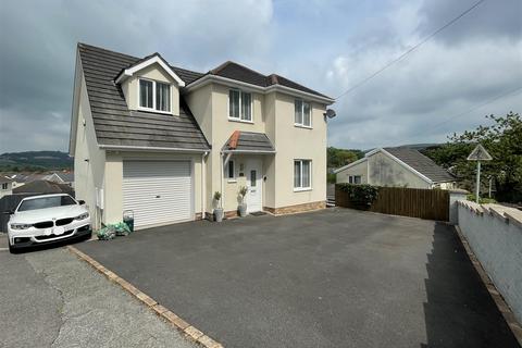 61 Alltiago Road, Pontarddulais, Swansea, SA4 8HU
