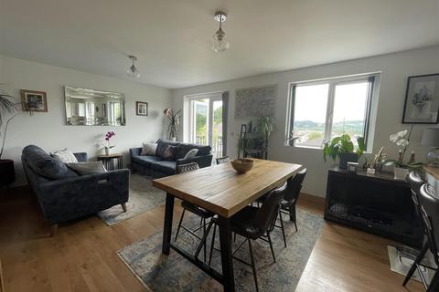 61 Alltiago Road, Pontarddulais, Swansea, SA4 8HU
