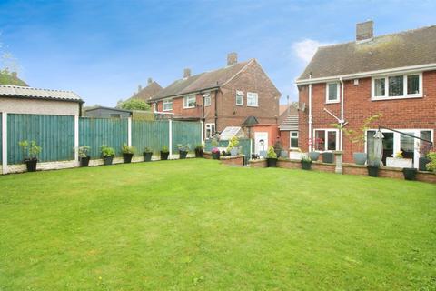 2 bedroom semi-detached house for sale, Winrose Approach, Leeds LS10