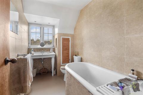 Larkrise Church Street, Weston Subedge, Chipping Campden, GL55 6QT