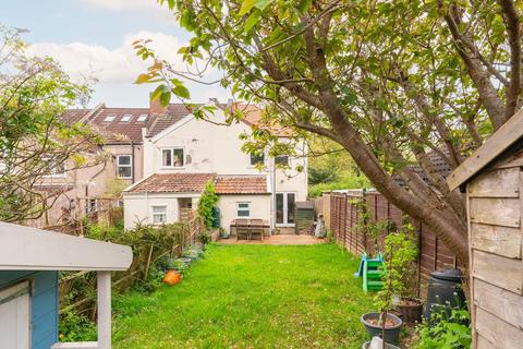 3 bedroom end of terrace house for sale, Draycott Road, Ashley Down
