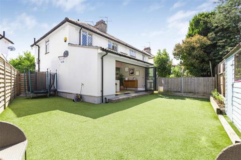 3 bedroom semi-detached house for sale, The Close, Richmond, TW9