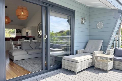 2, James House James Place, Truro, TR1 1JL