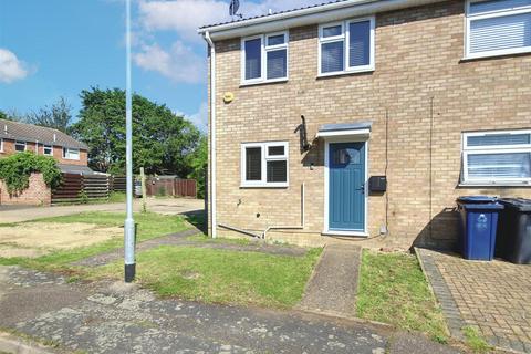 3 bedroom end of terrace house for sale, Ilex Road, St. Ives