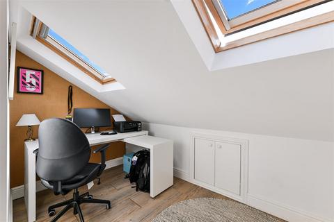 63 Burgh Heath Road, Epsom, KT17 4NF
