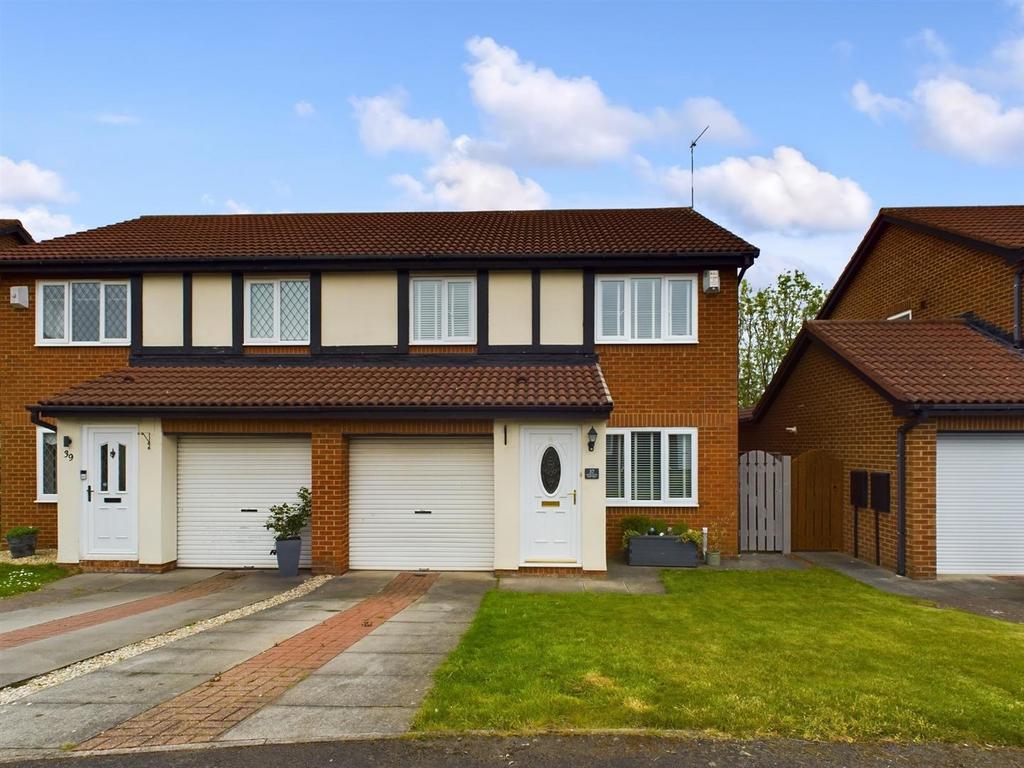 37 Monks Wood Ext.jpg