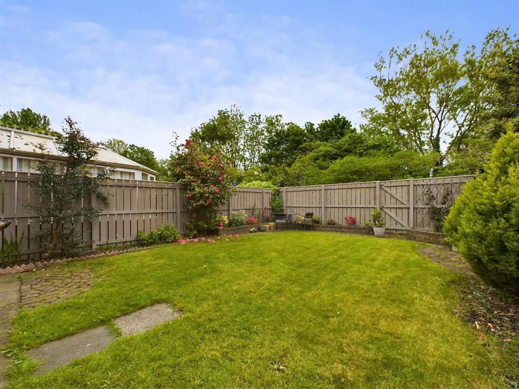 Garden 2.jpg