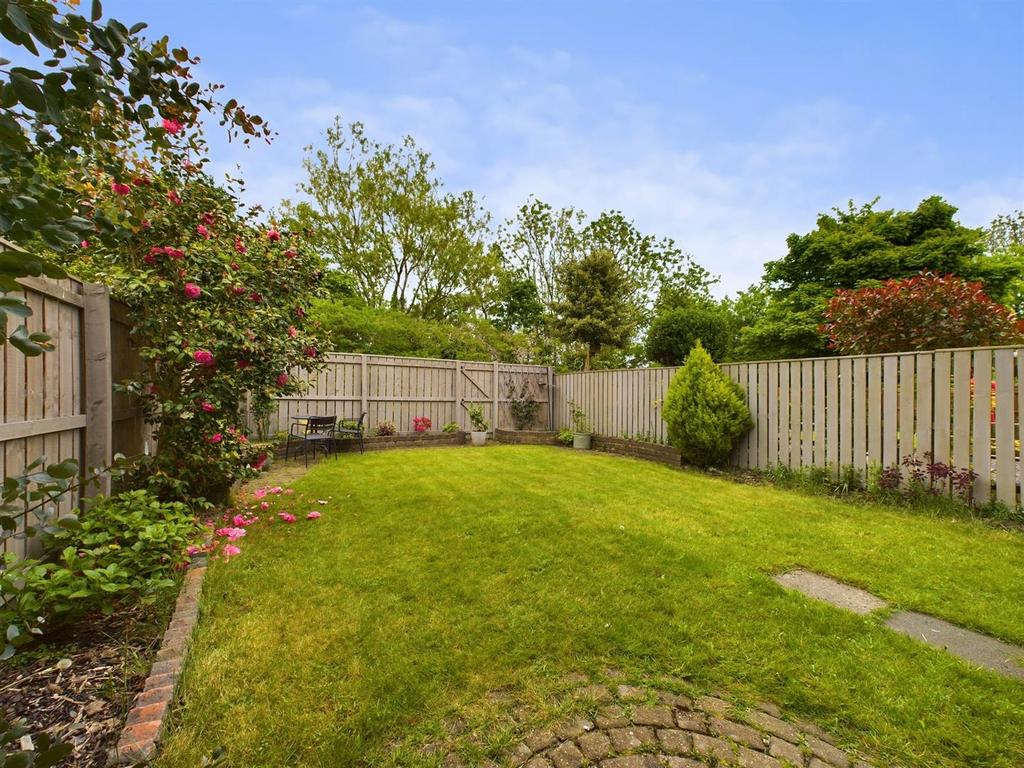 Garden 1.jpg